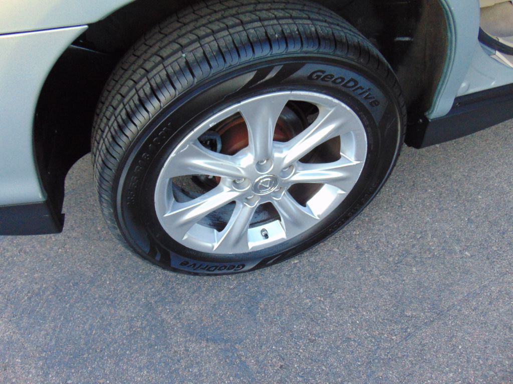 2009 Lexus RX Image 25