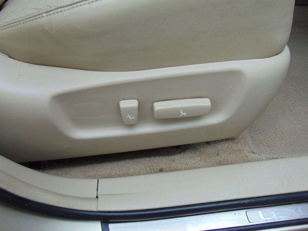 2003 Lexus RX Image 23