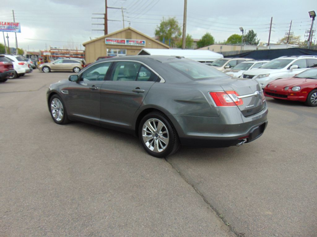 2012 Ford Taurus Image 5