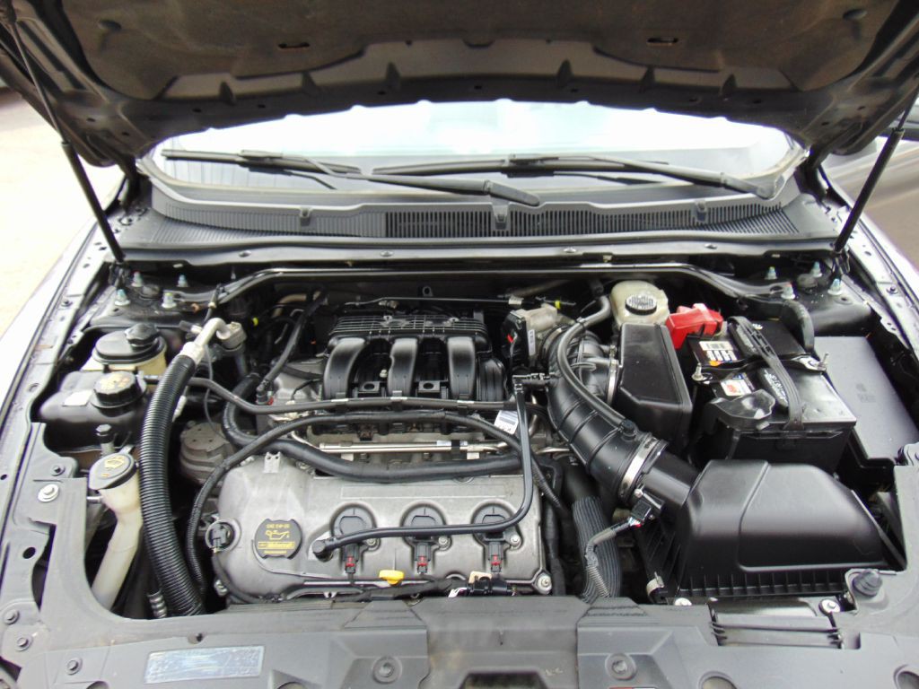 2012 Ford Taurus Image 20