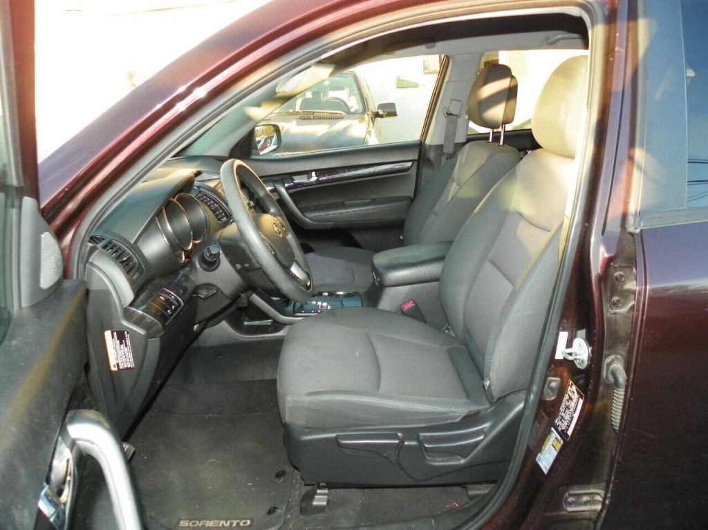 2013 Kia Sorento Image 9