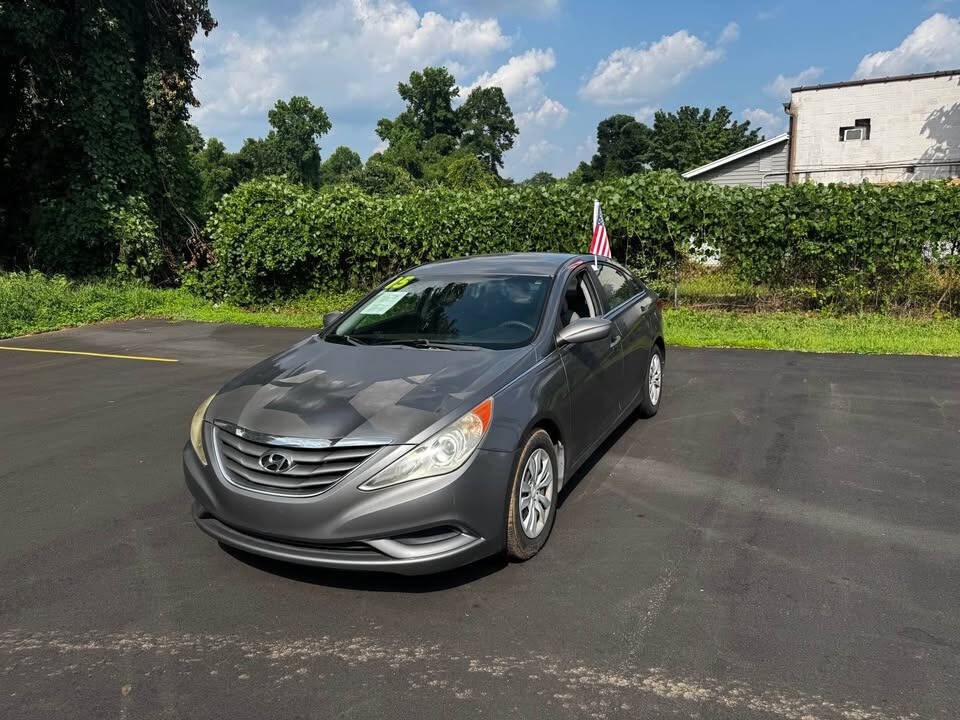 2011 Hyundai Sonata Image 3