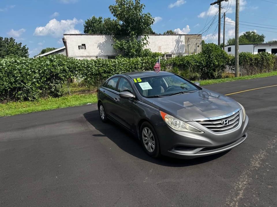 2011 Hyundai Sonata Image 4