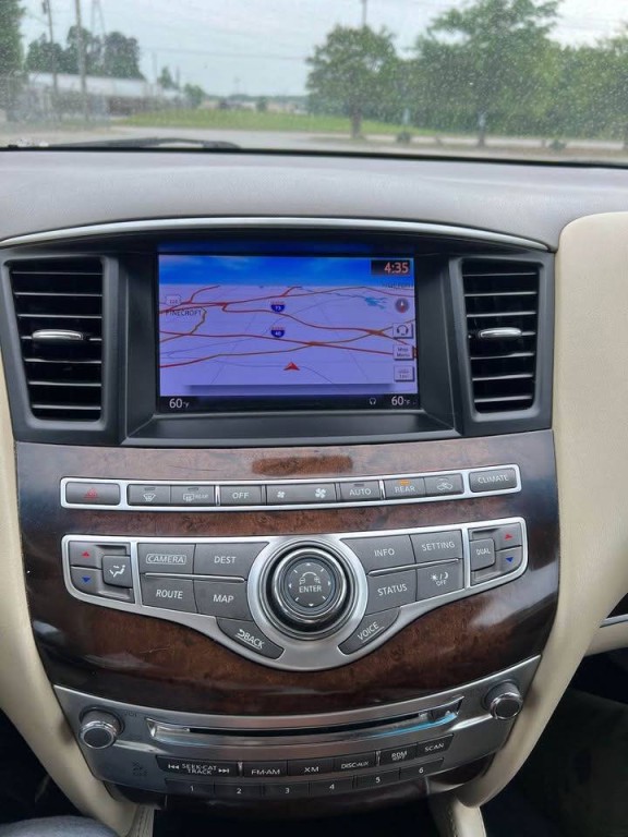 2013 INFINITI JX35 Image 16
