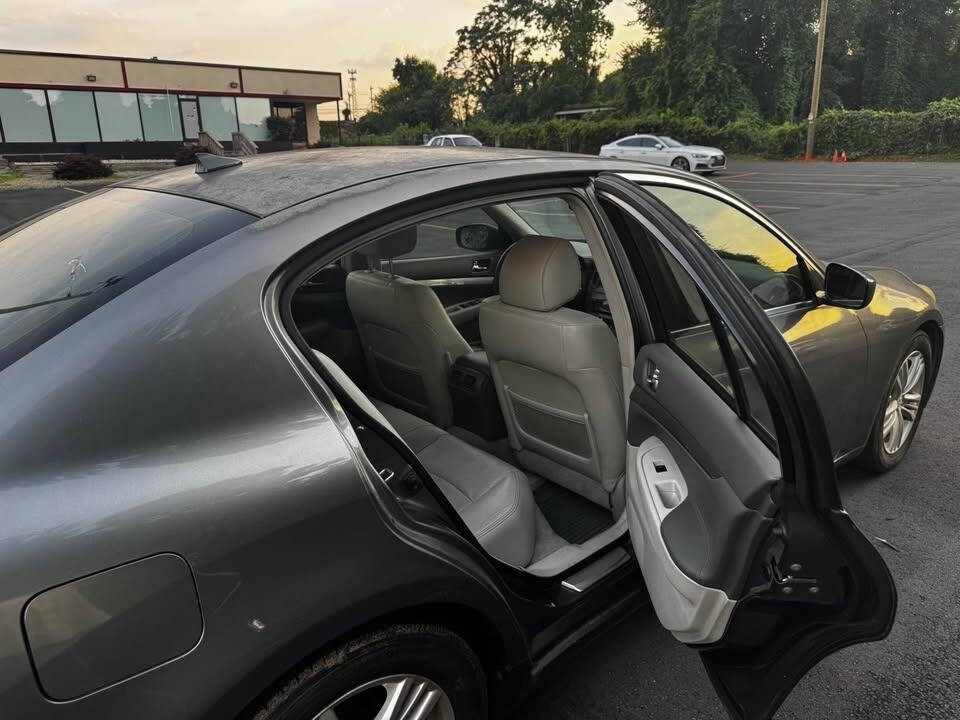2013 INFINITI G37 Image 10