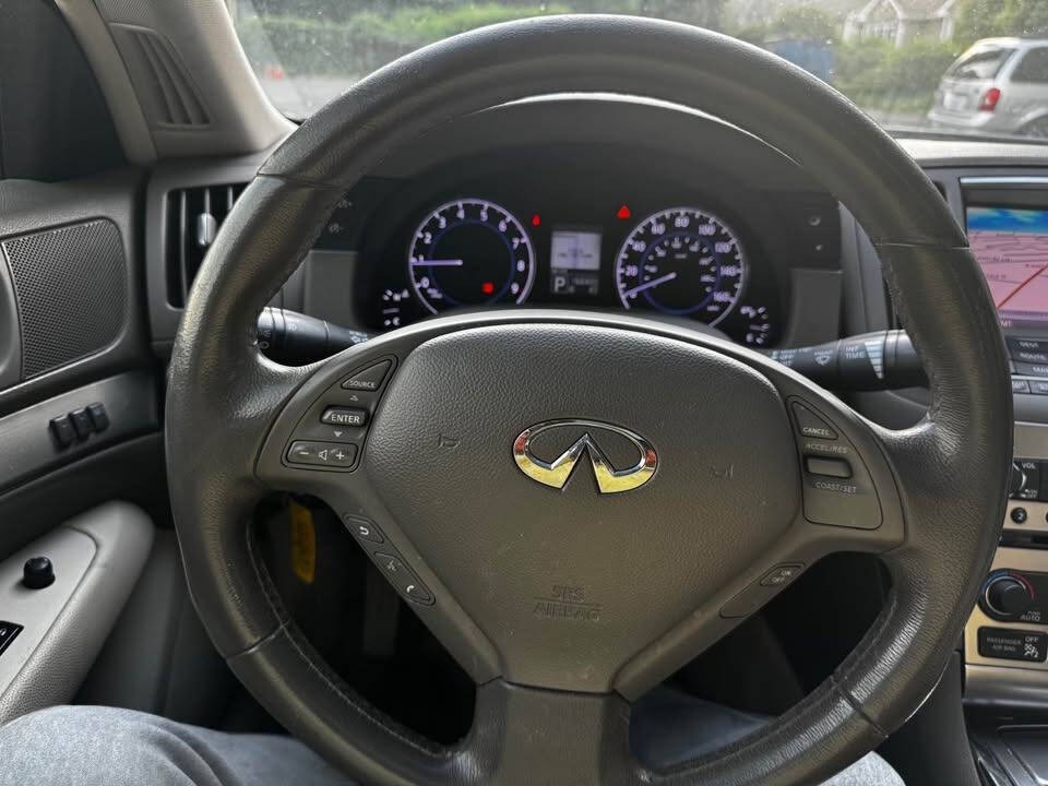 2013 INFINITI G37 Image 15