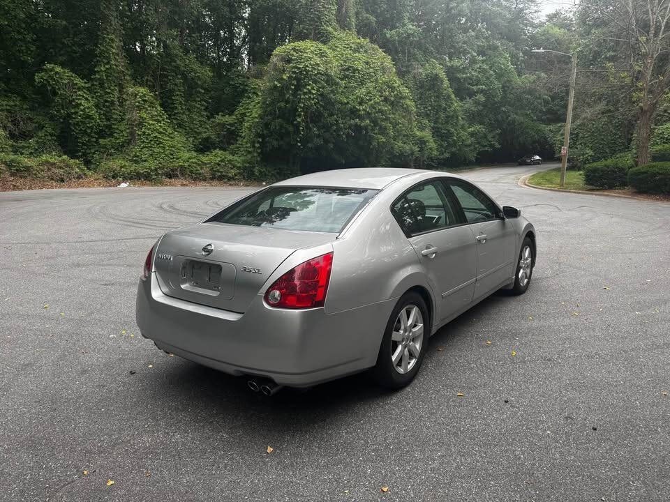 2004 Nissan Maxima Image 5