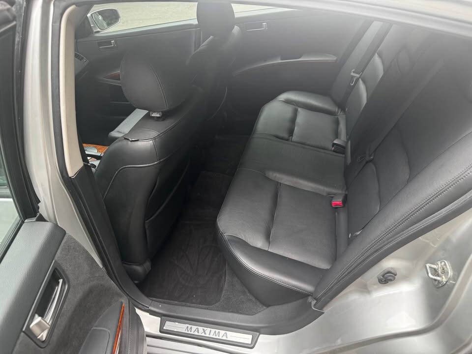 2004 Nissan Maxima Image 19