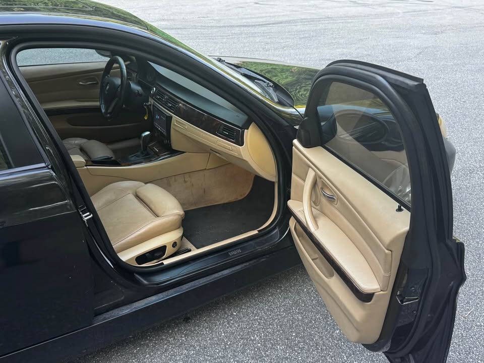 2007 BMW 3 Series Image 11