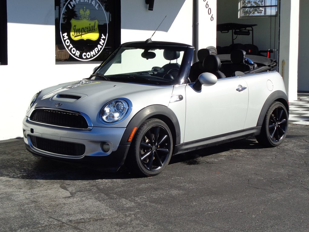 2013 MINI Cooper Image 31