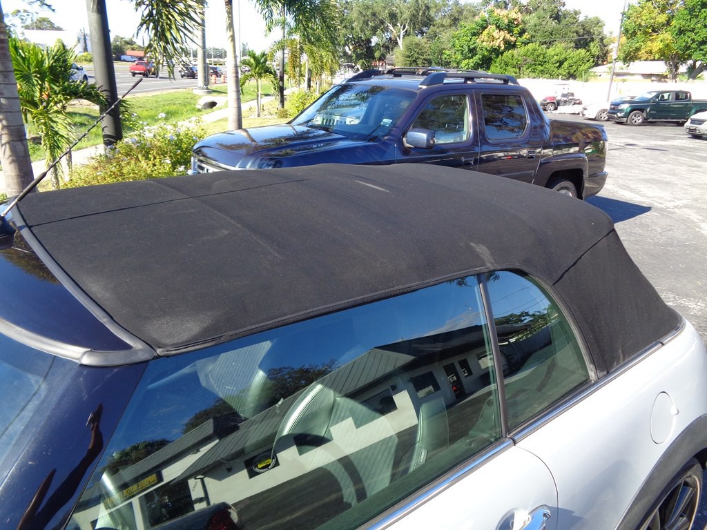 2013 MINI Cooper Image 32