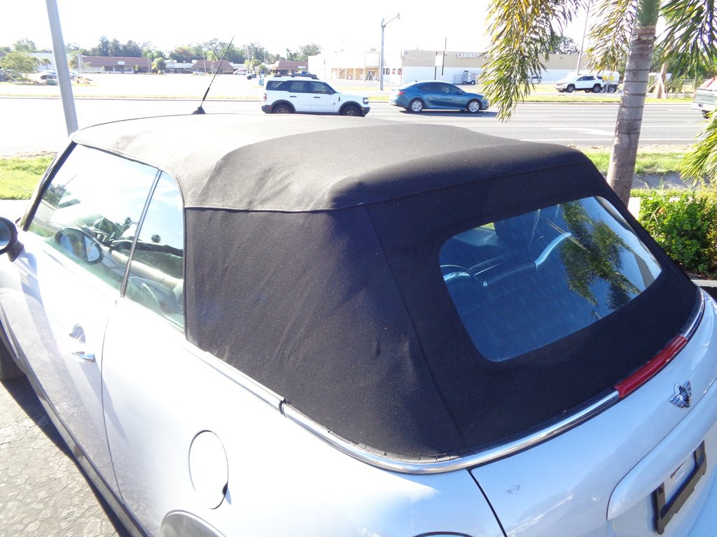 2013 MINI Cooper Image 34