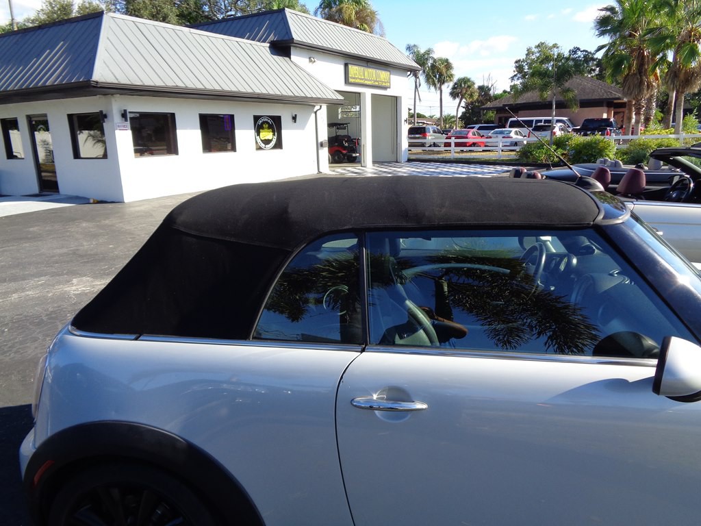 2013 MINI Cooper Image 37