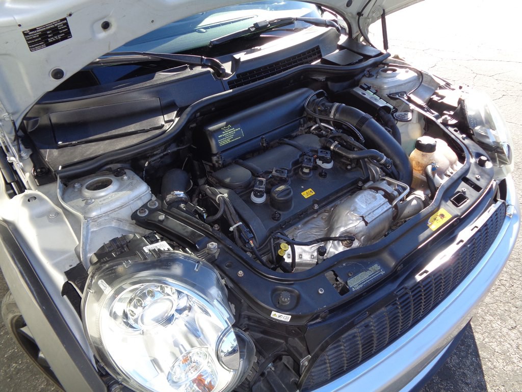 2013 MINI Cooper Image 47