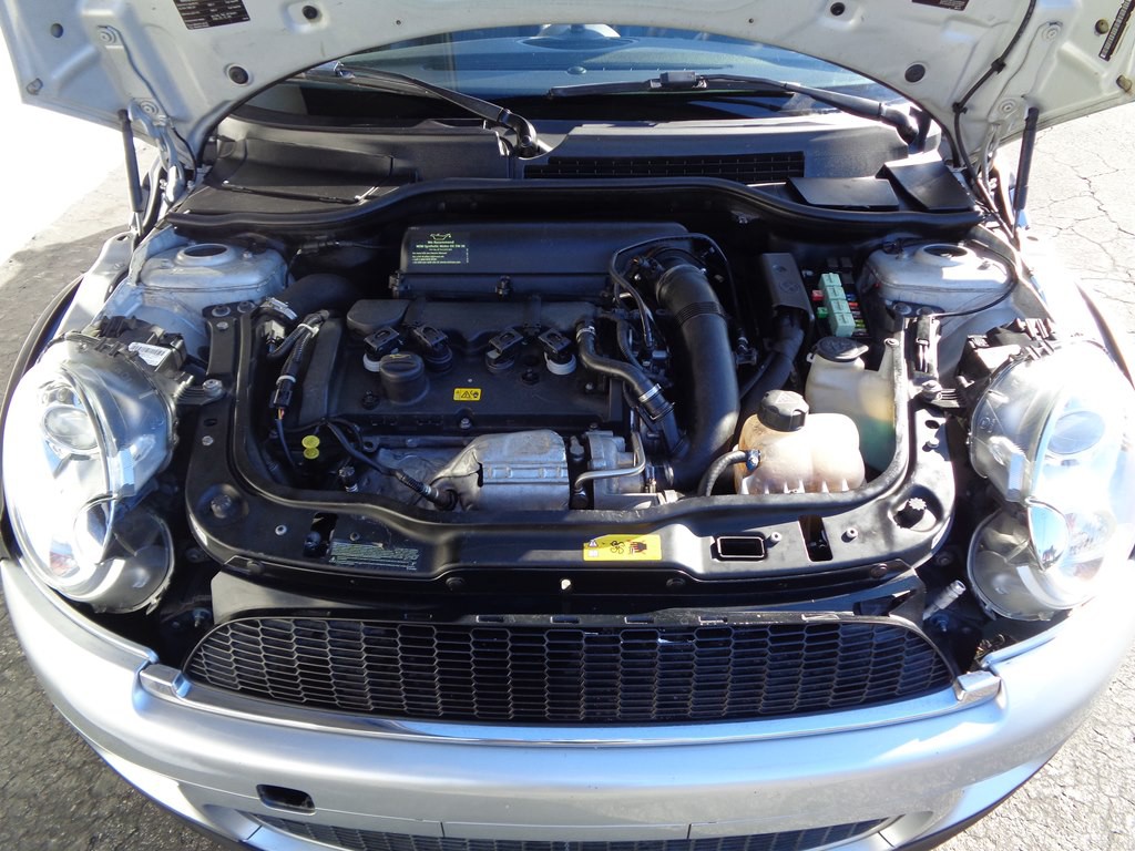 2013 MINI Cooper Image 48