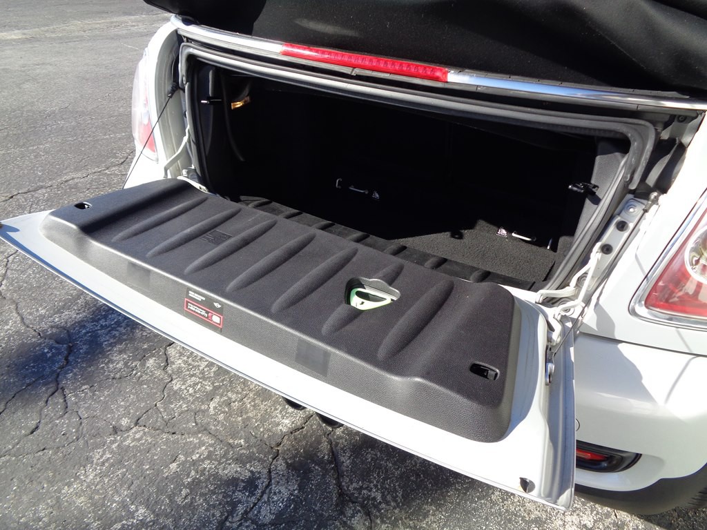 2013 MINI Cooper Image 55