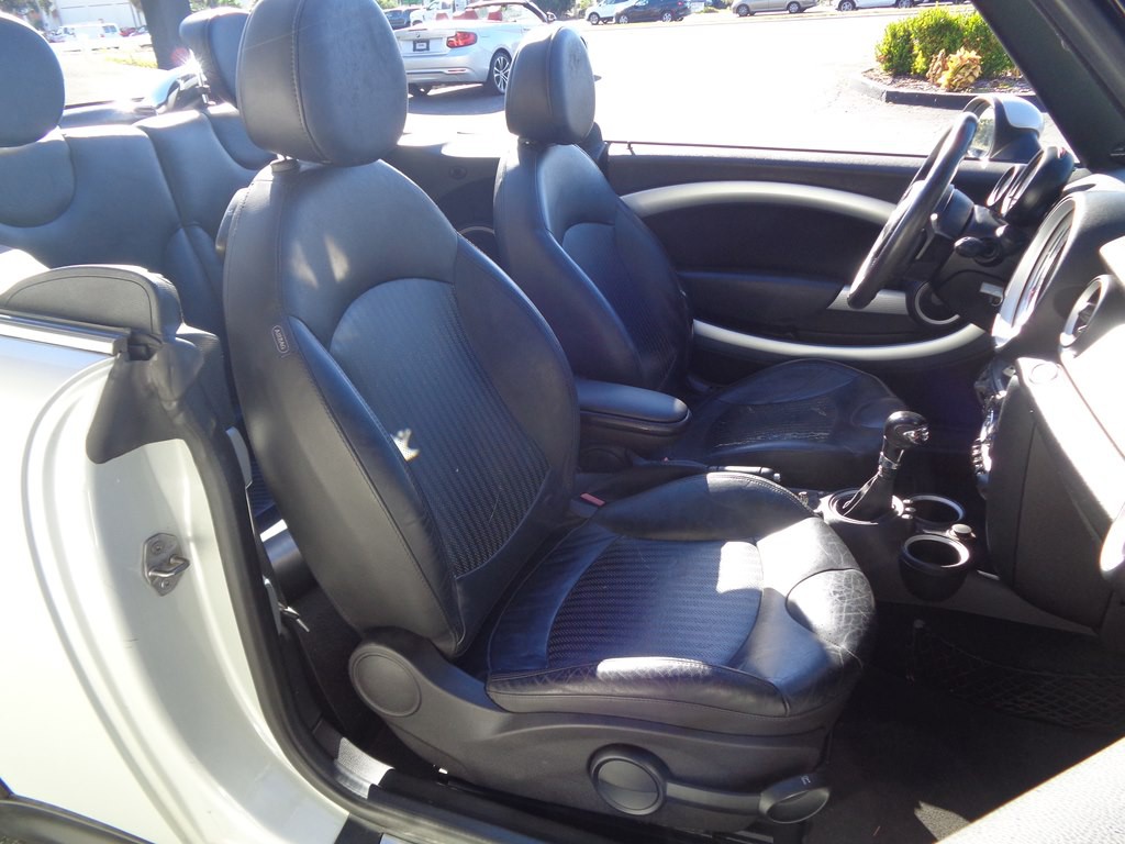 2013 MINI Cooper Image 62