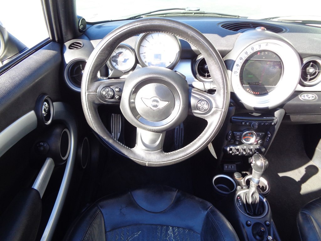 2013 MINI Cooper Image 68