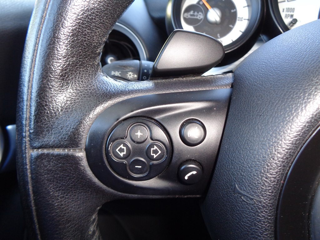 2013 MINI Cooper Image 86