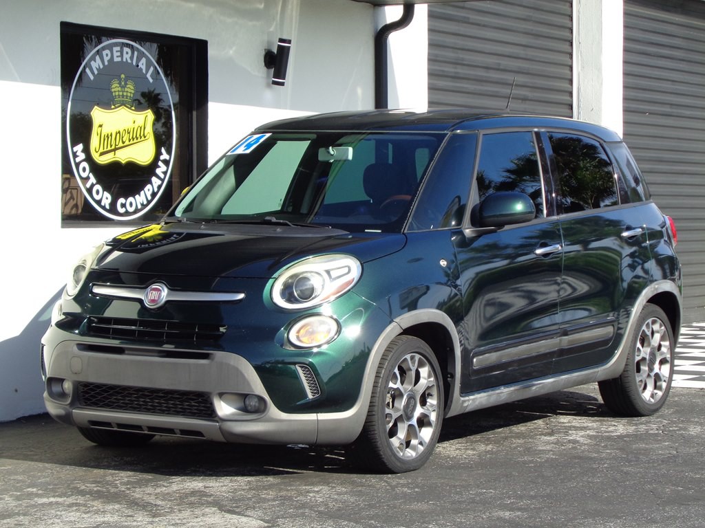 2014 FIAT 500L Image 2