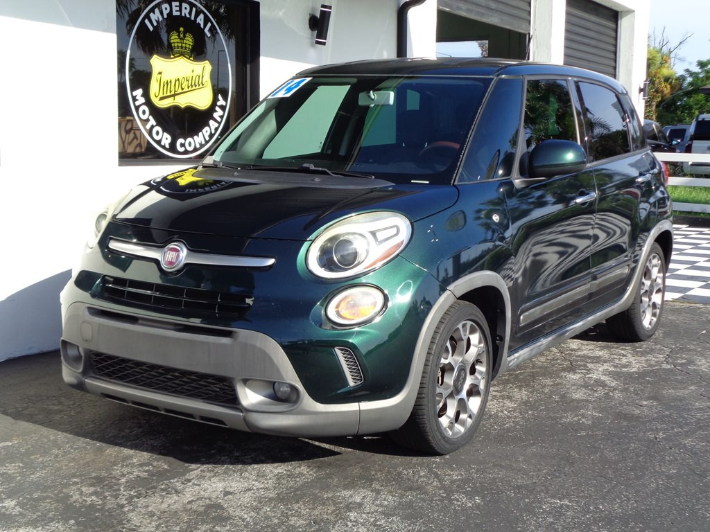 2014 FIAT 500L Image 3
