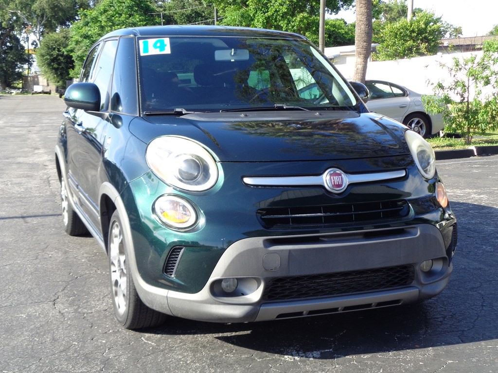 2014 FIAT 500L Image 6