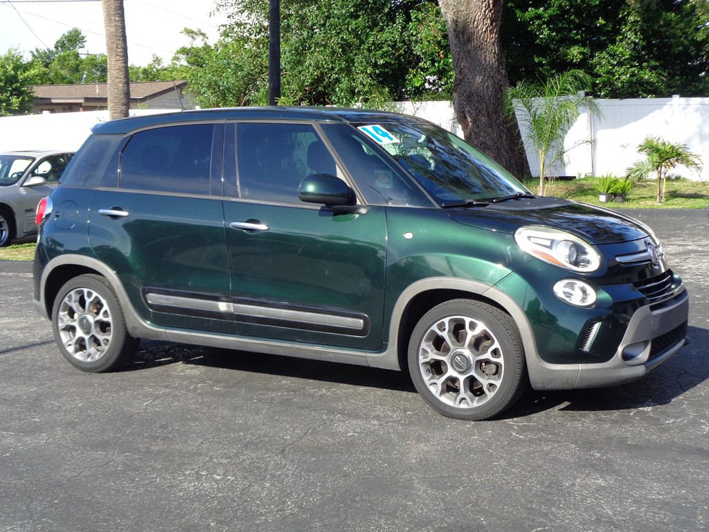 2014 FIAT 500L Image 10