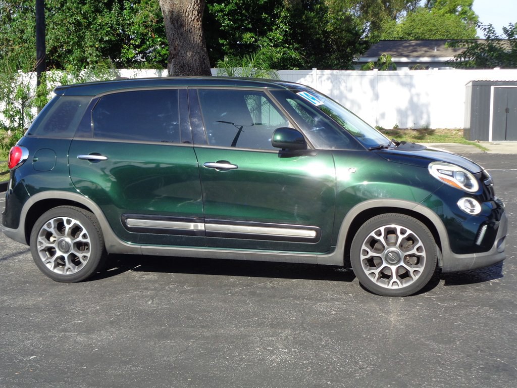 2014 FIAT 500L Image 12
