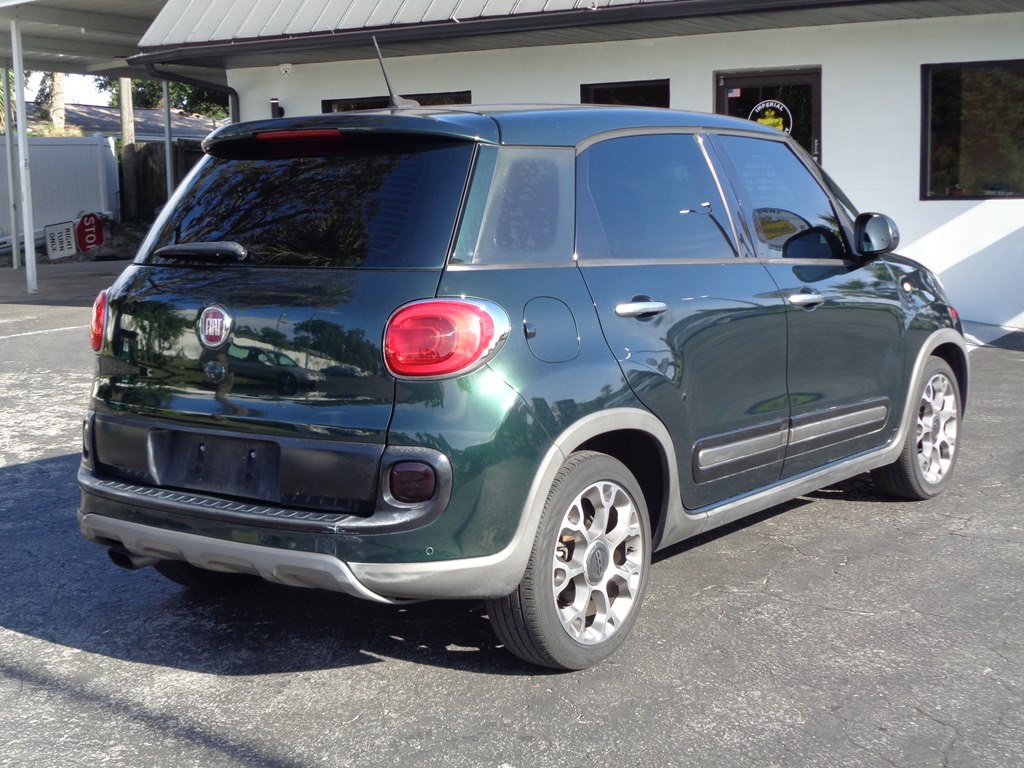 2014 FIAT 500L Image 16