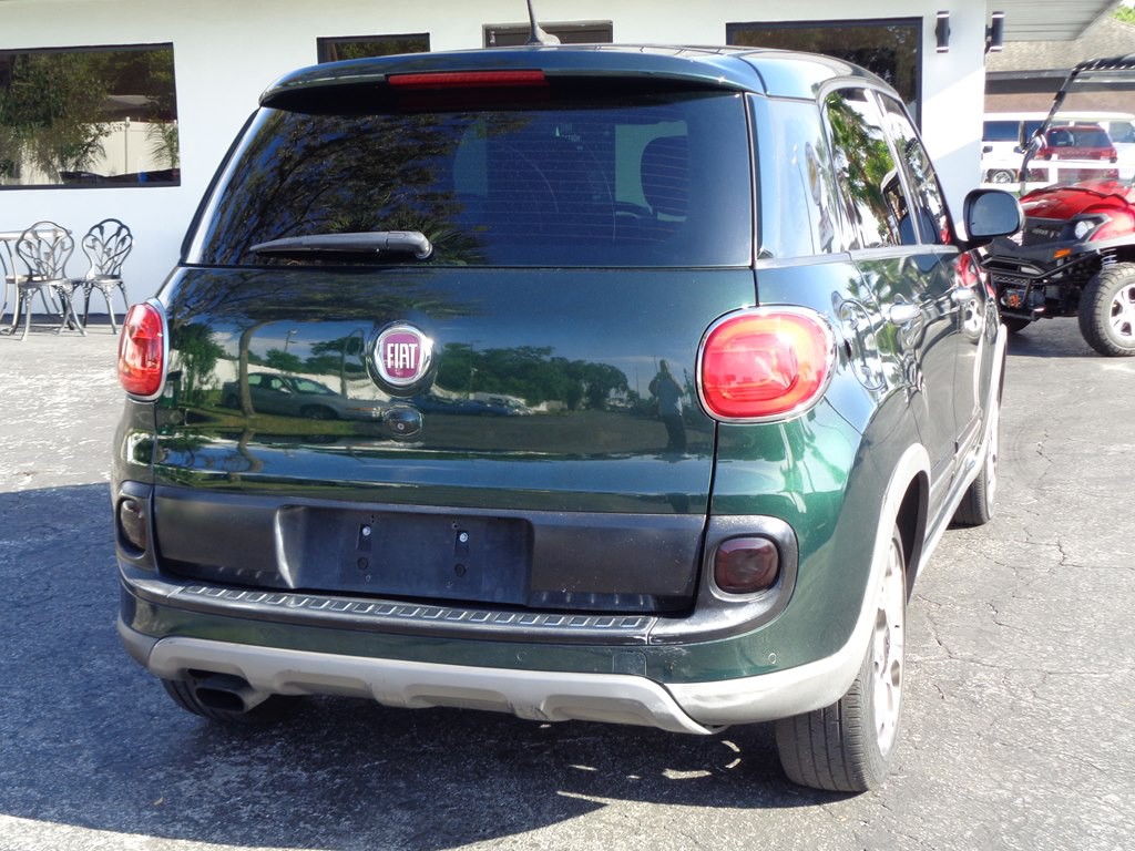 2014 FIAT 500L Image 18