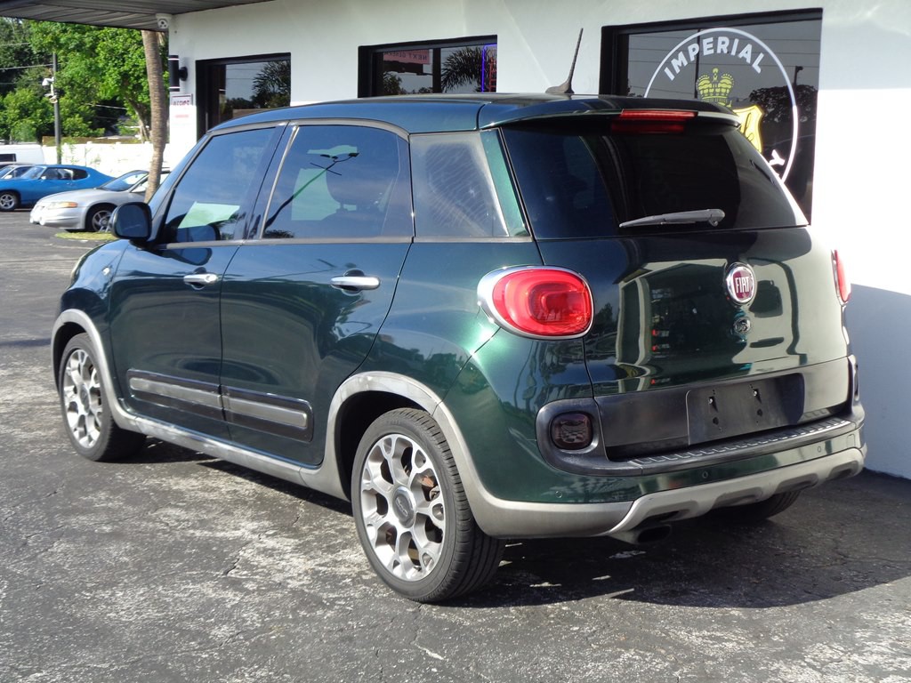 2014 FIAT 500L Image 22