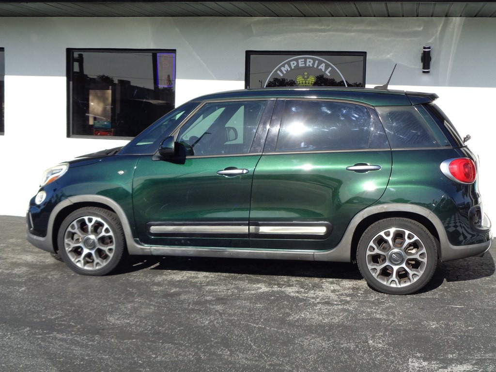 2014 FIAT 500L Image 25