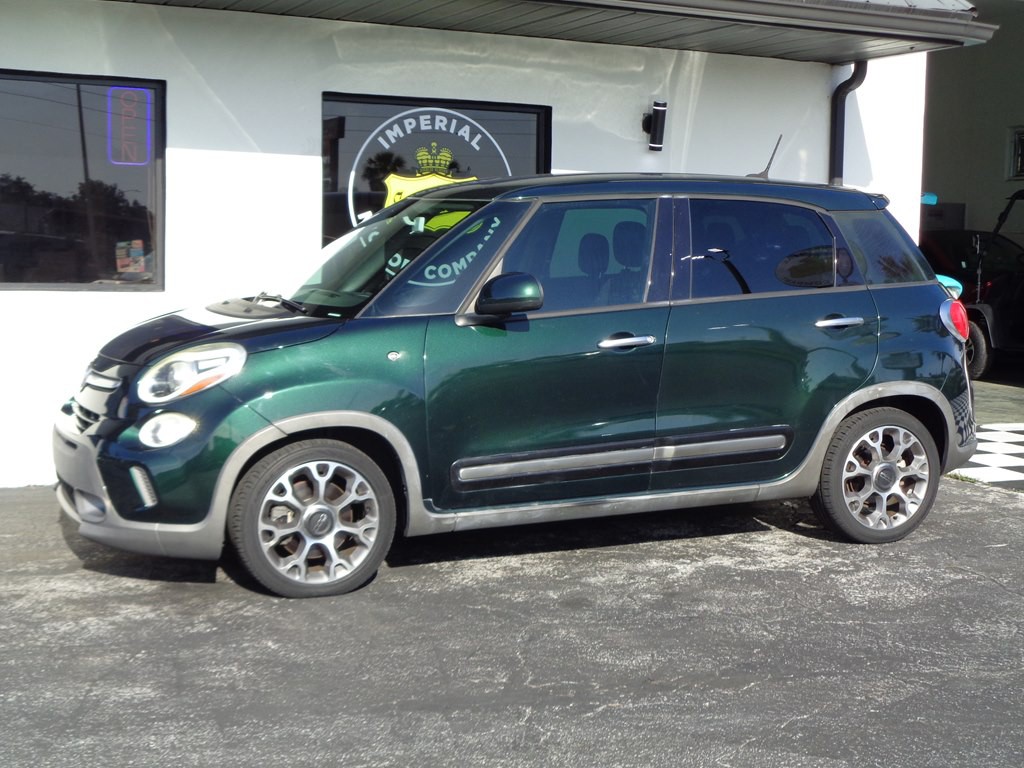 2014 FIAT 500L Image 27