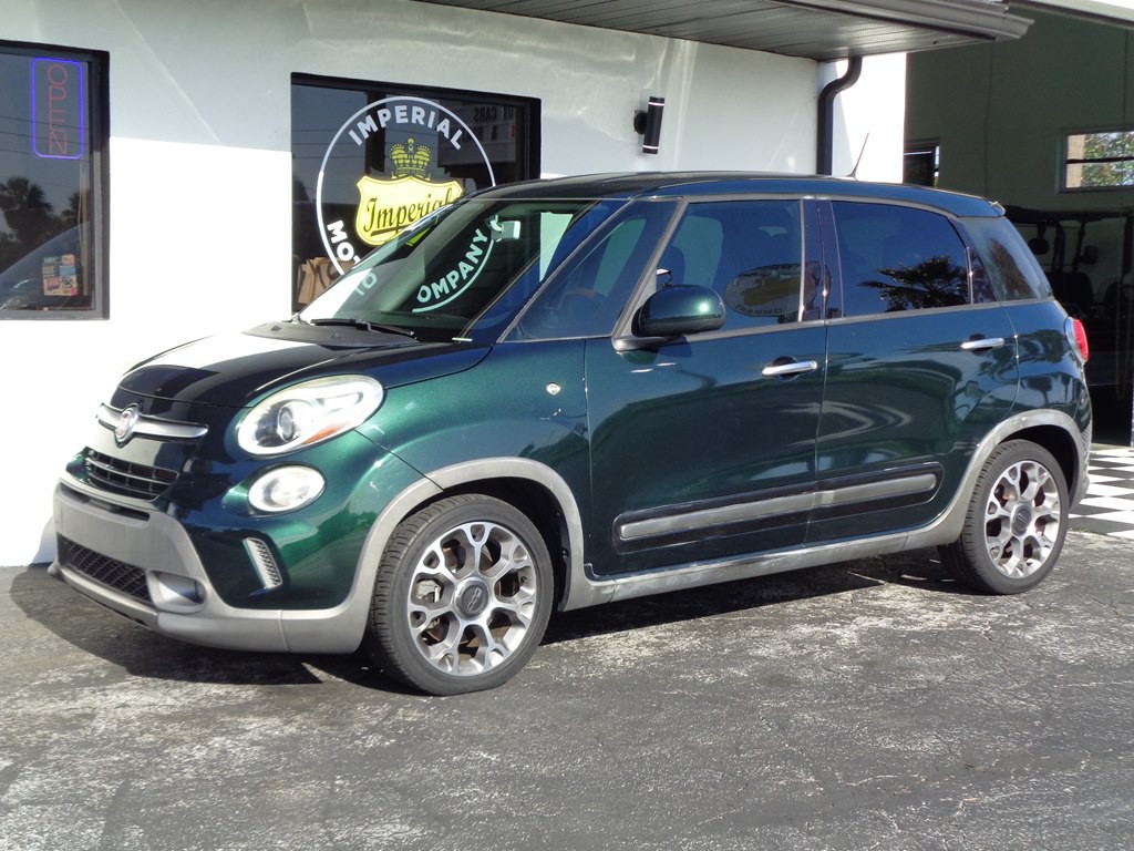 2014 FIAT 500L Image 28