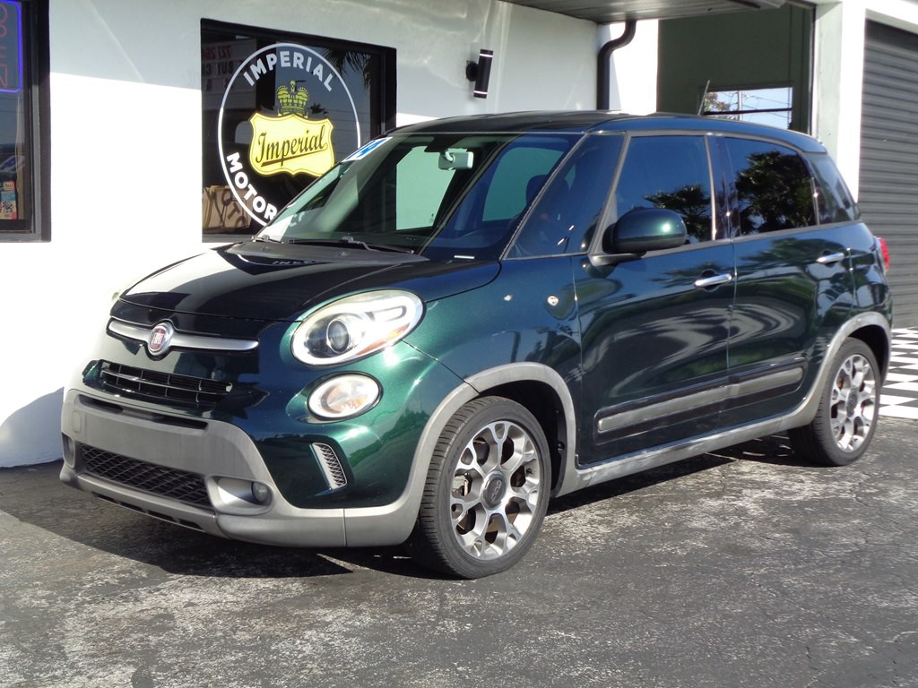 2014 FIAT 500L Image 29