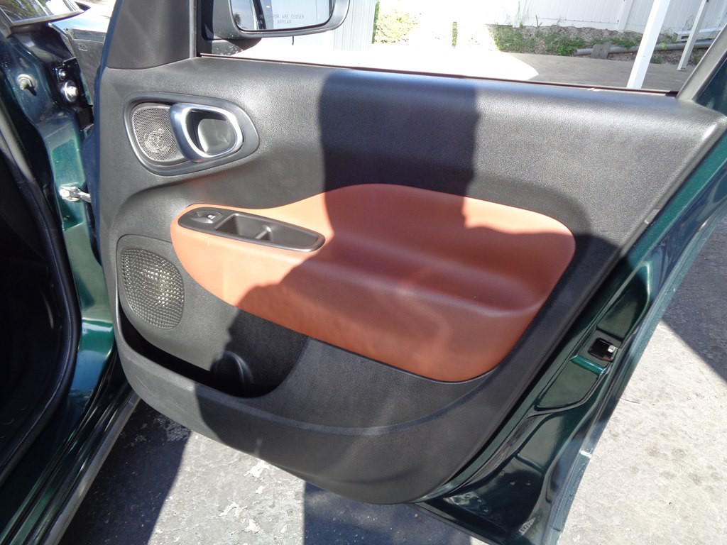 2014 FIAT 500L Image 55