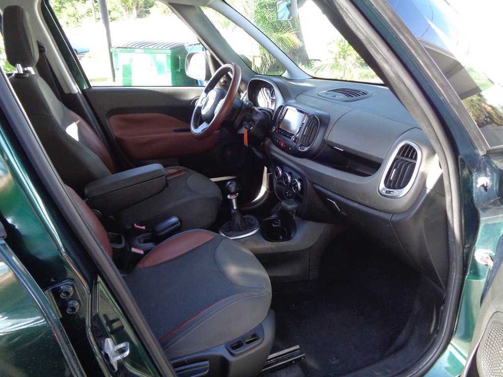 2014 FIAT 500L Image 56