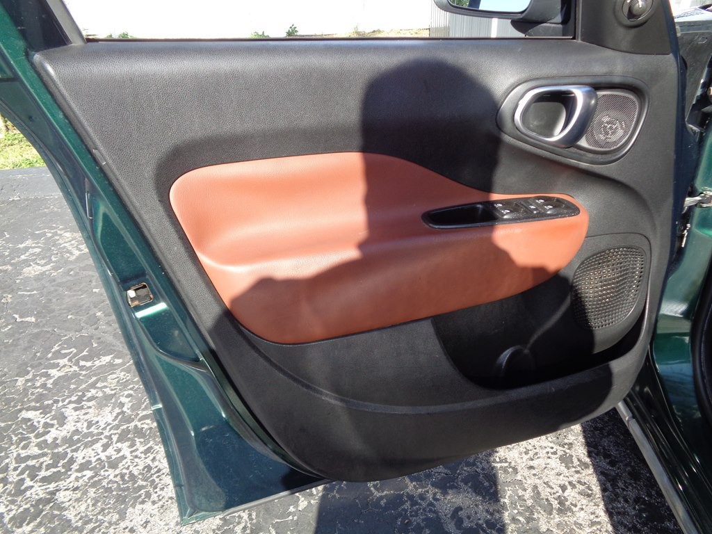 2014 FIAT 500L Image 58