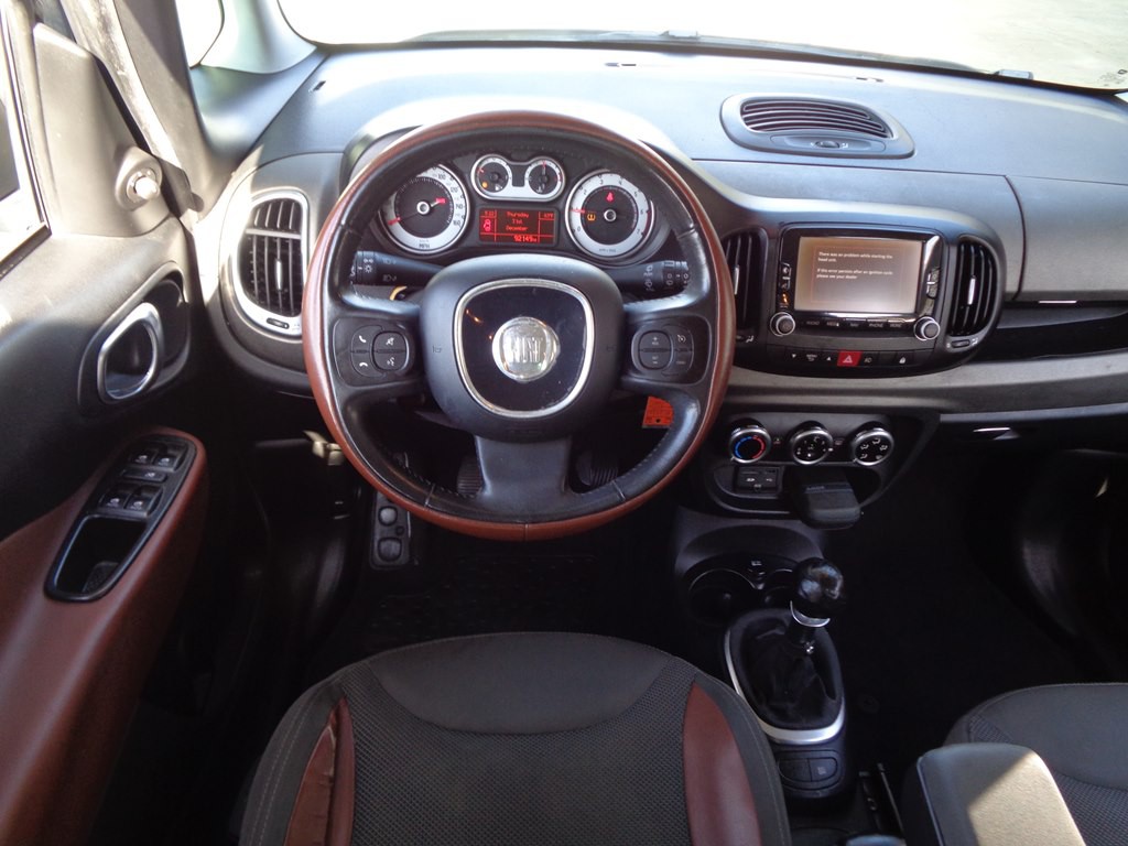 2014 FIAT 500L Image 62
