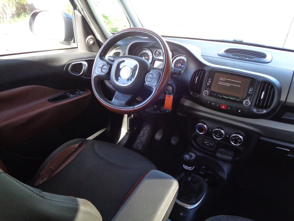 2014 FIAT 500L Image 63