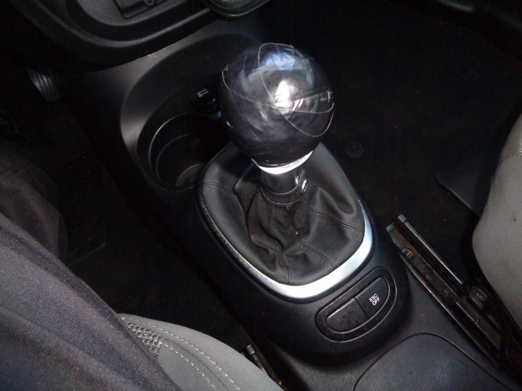 2014 FIAT 500L Image 68