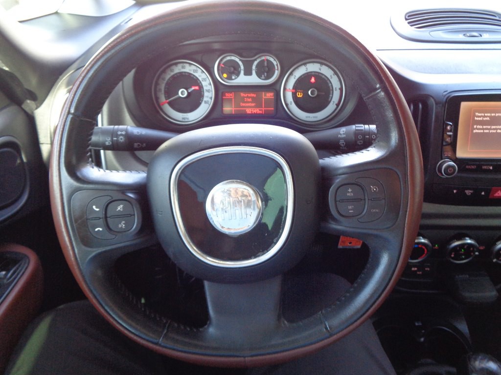 2014 FIAT 500L Image 77