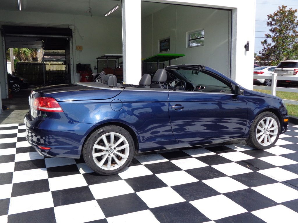 2012 Volkswagen Eos Image 12