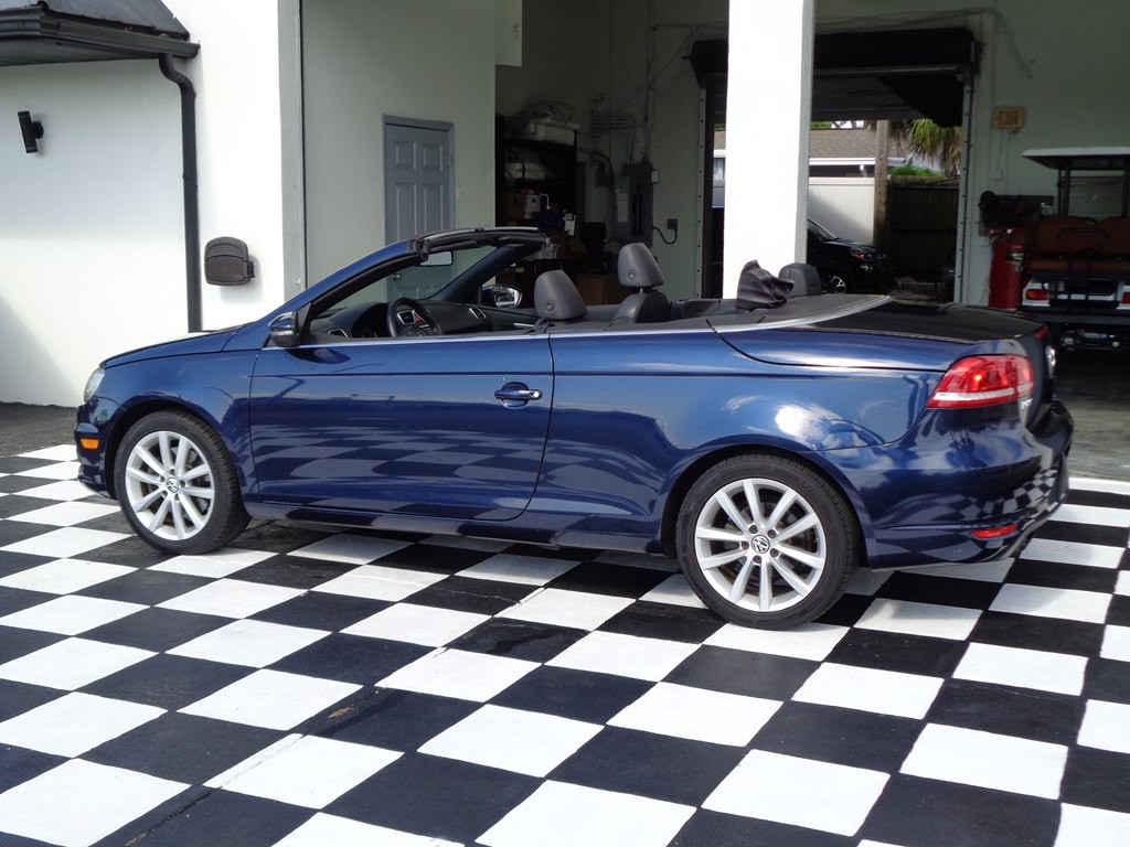 2012 Volkswagen Eos Image 28