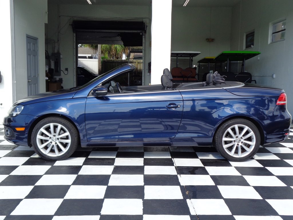 2012 Volkswagen Eos Image 30