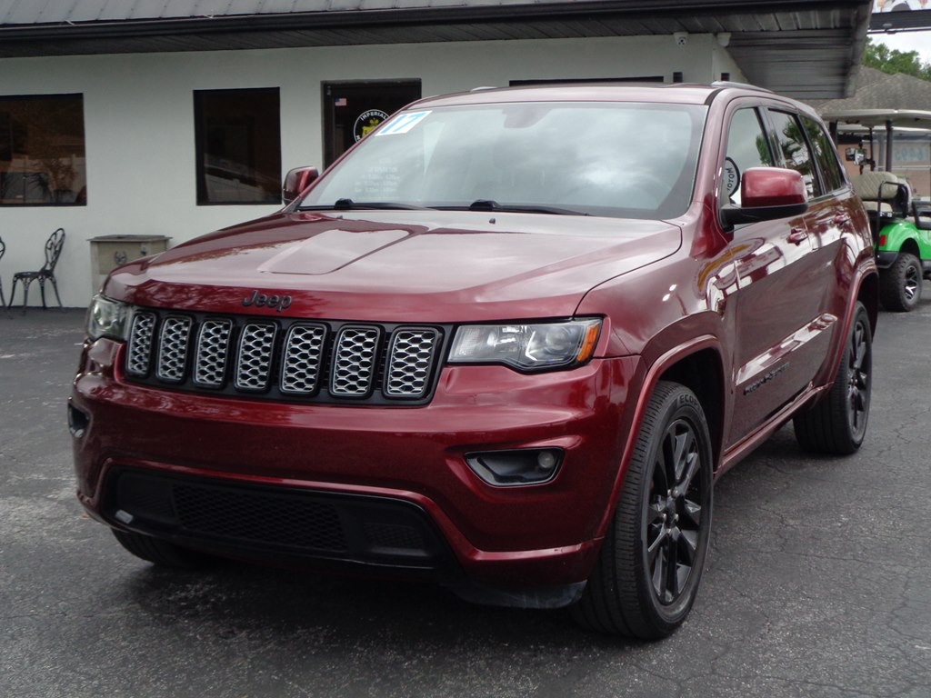 2017 Jeep Grand Cherokee Image 4