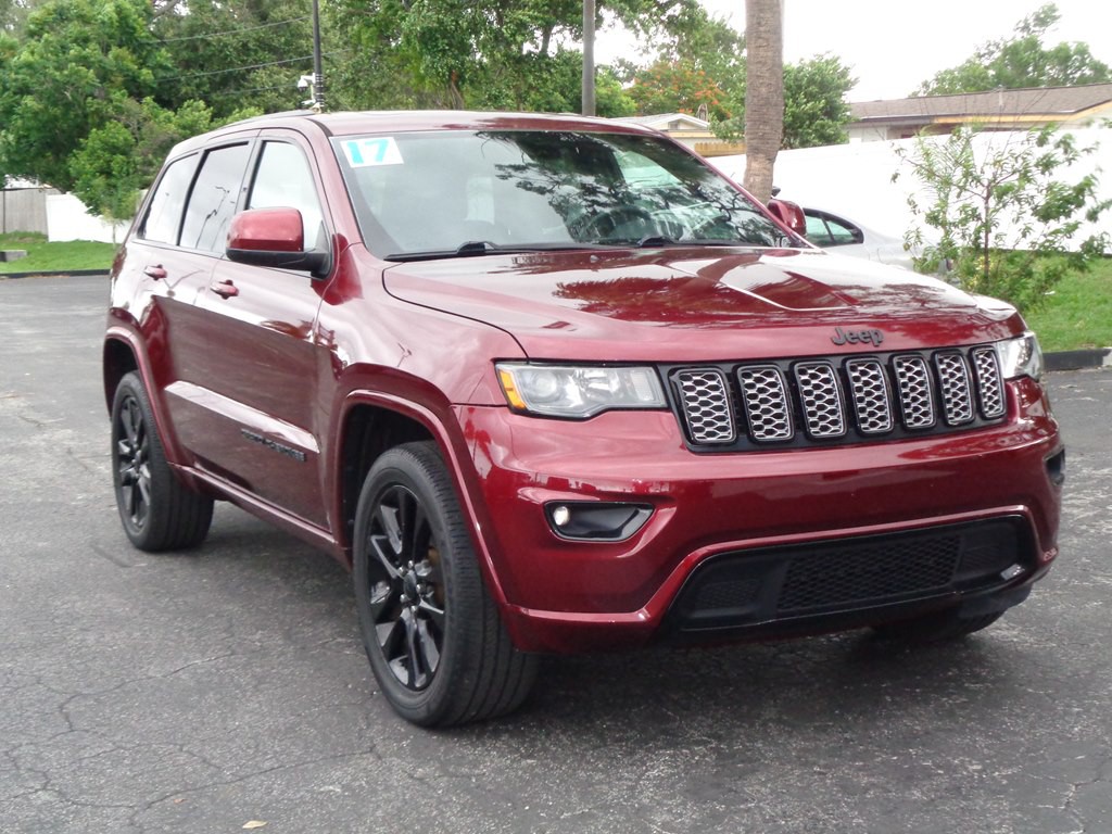 2017 Jeep Grand Cherokee Image 8