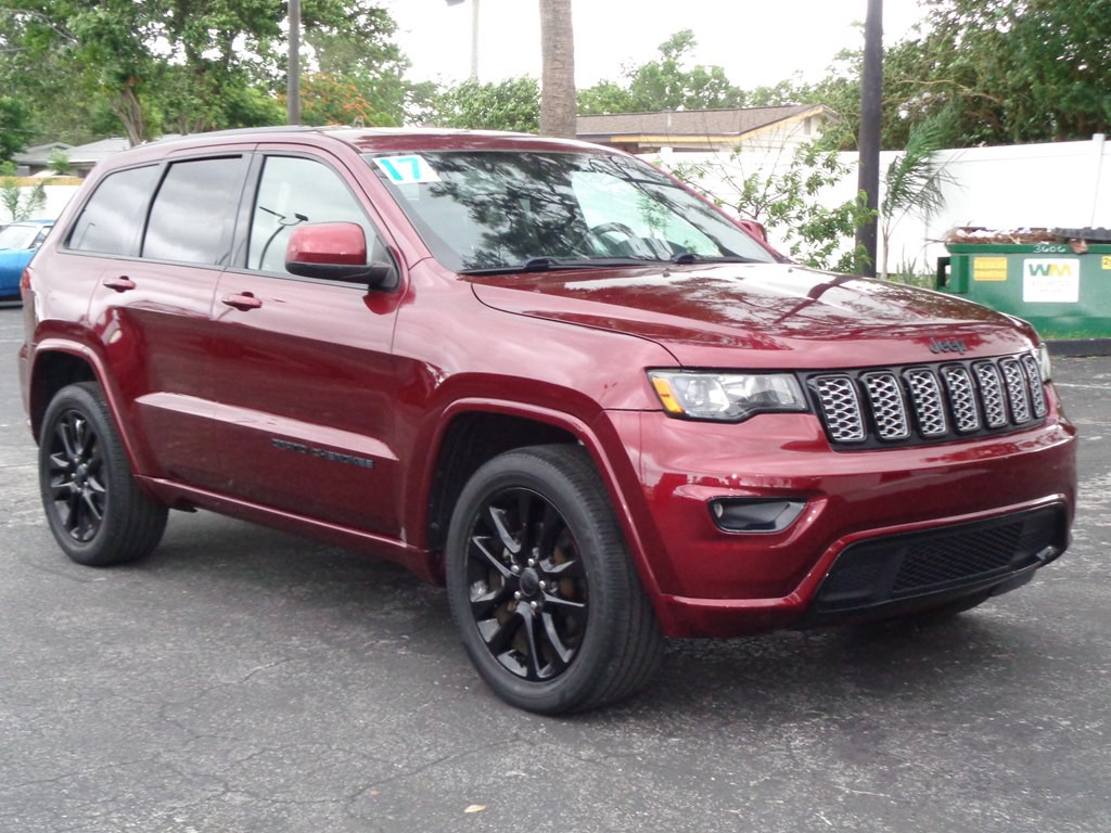 2017 Jeep Grand Cherokee Image 9