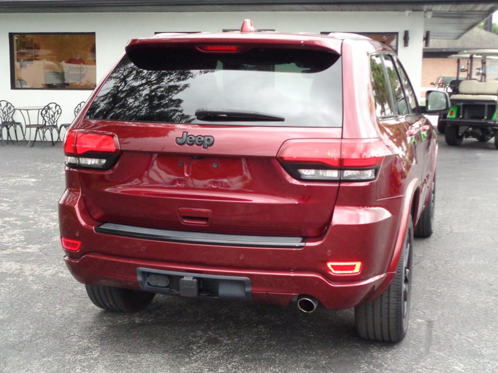 2017 Jeep Grand Cherokee Image 18