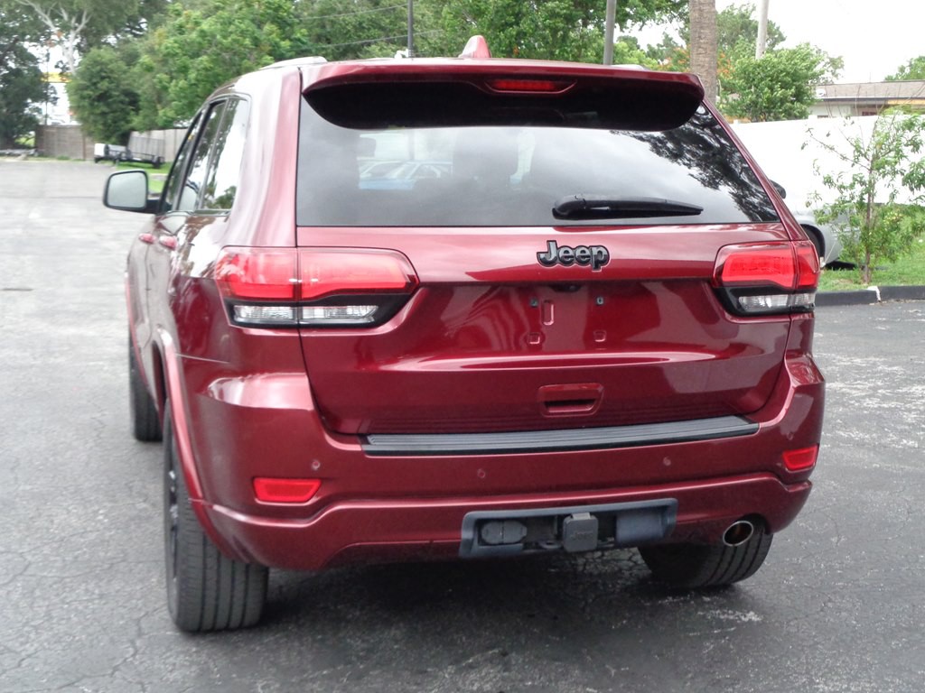 2017 Jeep Grand Cherokee Image 20